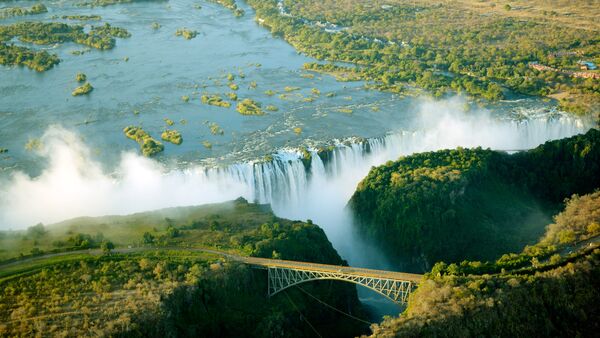 BestPlacesAfrica Simbabwe Sambia Victoriafalls Foto Istock By Wolfgang Steiner